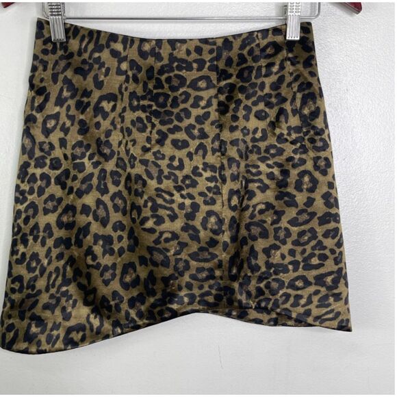 ZARA Satin Effect Leopard Animal Print Y2K Mini Skirt Women's Size Small - Picture 5 of 5